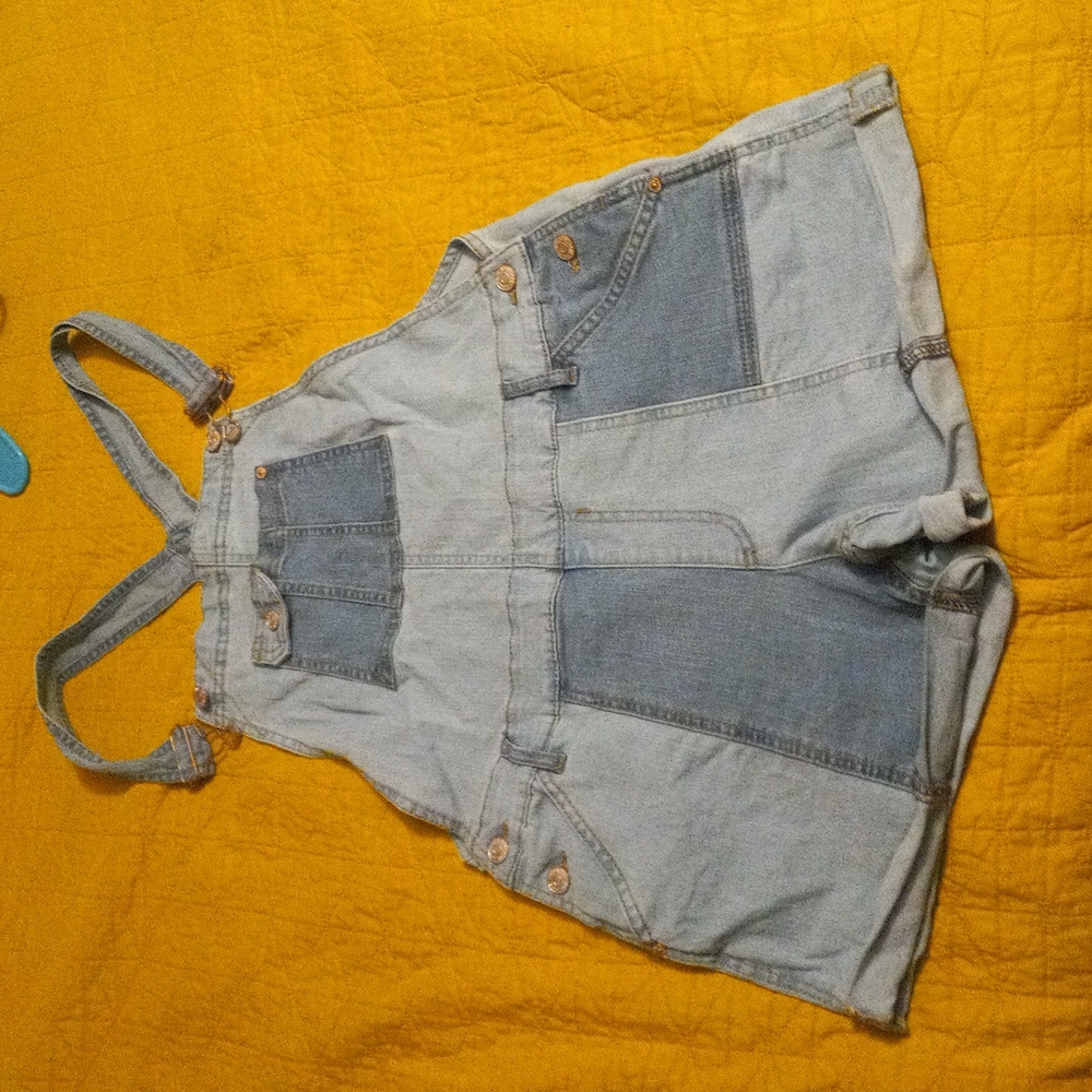 Two-toned Jordache overalls great condition cuffed pants XXL child